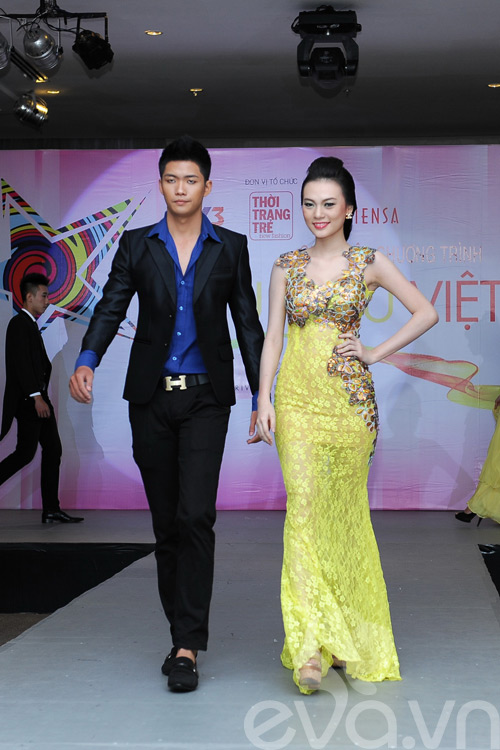 Mr Đàm 'ra tay' chấm Siêu mẫu 2012 - 15