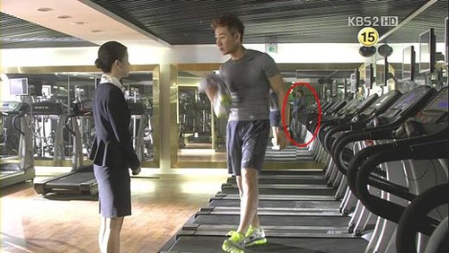 Top những lỗi hài hước nhất của phim Hàn - 6