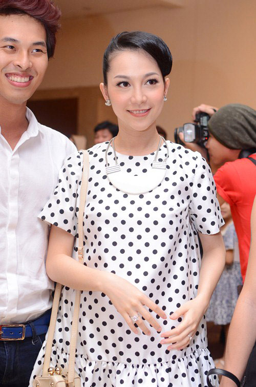 Xinh đẹp như bà bầu Linh Nga - 1
