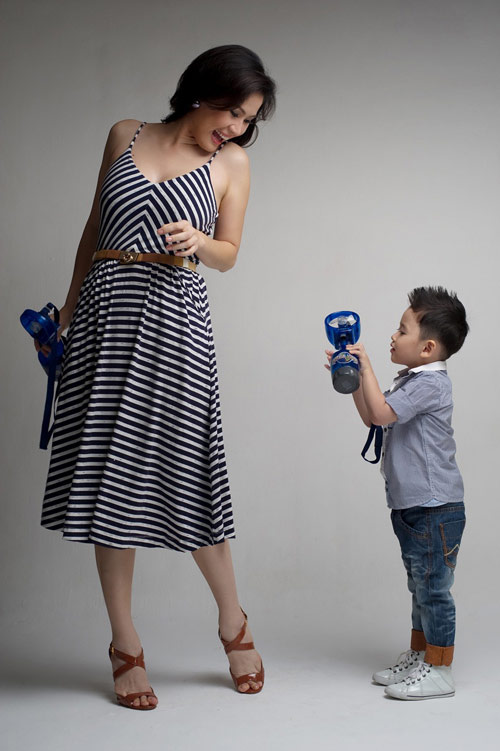 Thân Thúy Hà mãn nguyện bên con trai 3 tuổi - 4