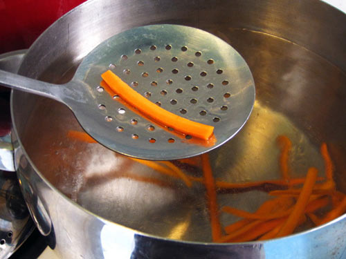 Mẹo luộc rau ngon và nguyên màu - 6