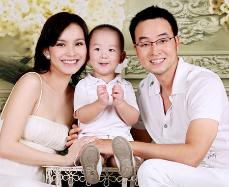 Con trai HH Thùy Lâm đẹp như thiên thần - 6