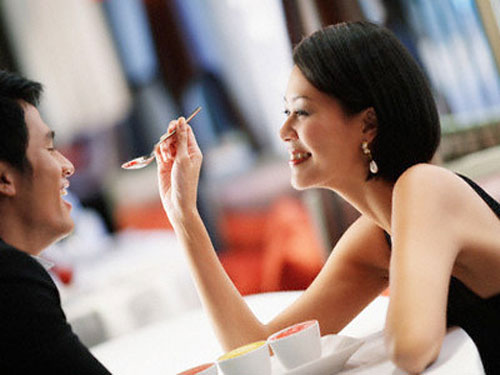 Gửi anh chàng viết bài “là đại gia, tôi rất cô đơn” - 2