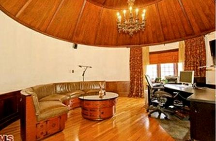 Biệt thự 7 triệu đôla của "Thiên nga đen" - 7