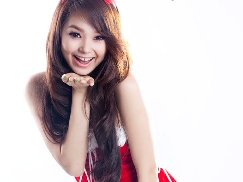 Minh Hằng: Tôi không đu trong cái lưới người ta giăng - 2
