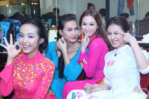 Vân Trang nổi bật giữa dàn siêu mẫu - 6