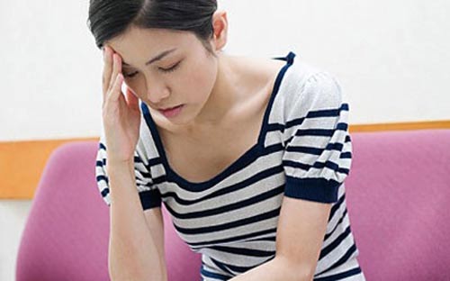 Đau ngực kéo dài phải chăng có thai? - 2