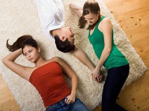 Làm bồ nhí tủi nhục ê chề - 2