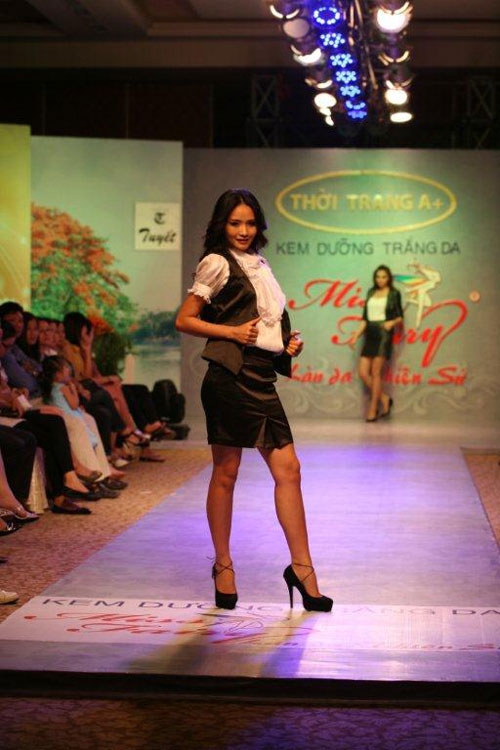 Tuyết’s Fashion tặng quà mừng sinh nhật - 7