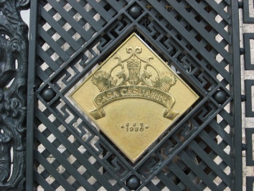 Nhà "long lanh" của huyền thoại hãng Versace - 3
