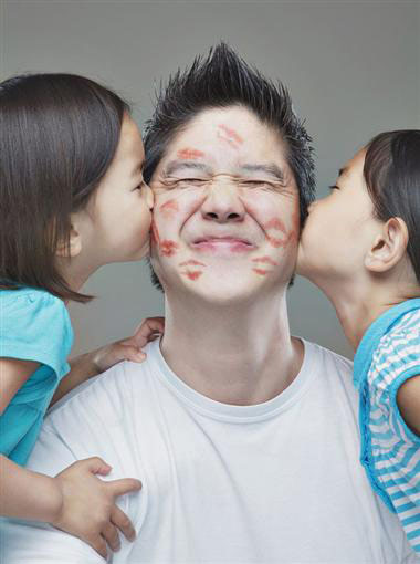 "Lớn lên con lấy ba!" - 1