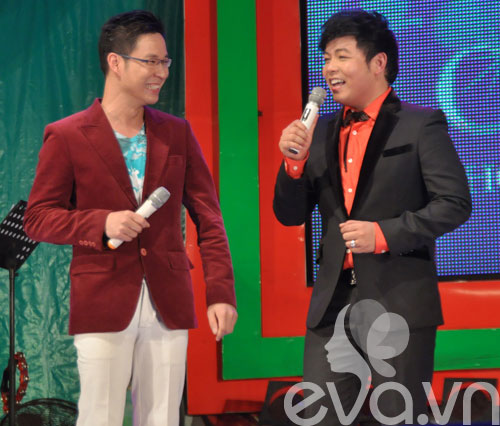 Quang Lê nhận “mưa hôn” trong liveshow - 3