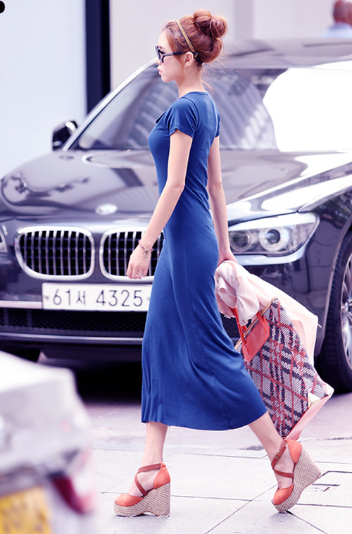 Chọn đầm xanh mát rượi mùa hè - 15