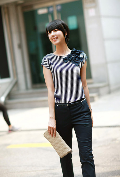 Chọn áo kẻ sọc cho nàng u30 - 11