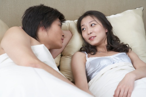 Phụ nữ nghĩ về nhiều thứ khi "lâm trận" - 3