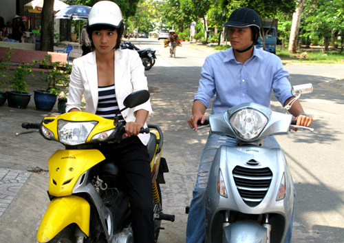Kim Tuyến tái xuất với hình tượng tomboy - 1