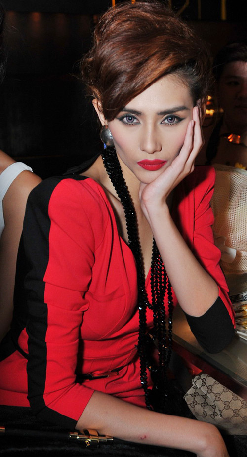 Siêu mẫu khổ vì béo - gầy - 2