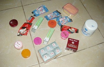 Hết hồn với kem trắng da 20 ngàn đồng - 2
