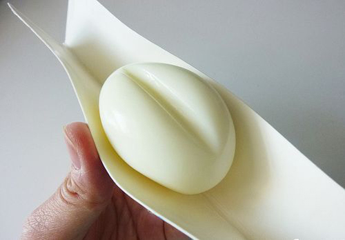 Mẹo biến trứng luộc thành hình trái tim độc đáo - 4