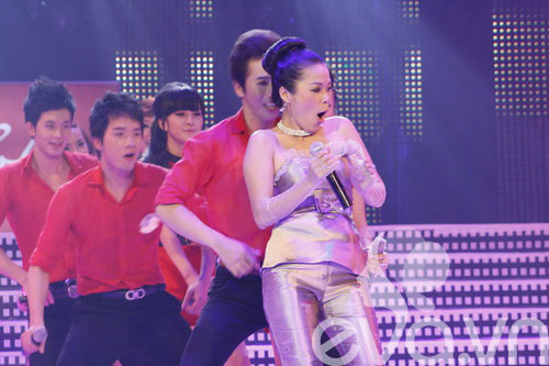 Mỹ Lệ "máu lửa" bên thí sinh Ngôi nhà âm nhạc - 3