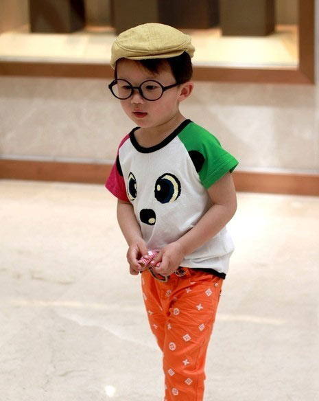 'Hot boy' nhí mỗi ngày một phong cách - 3