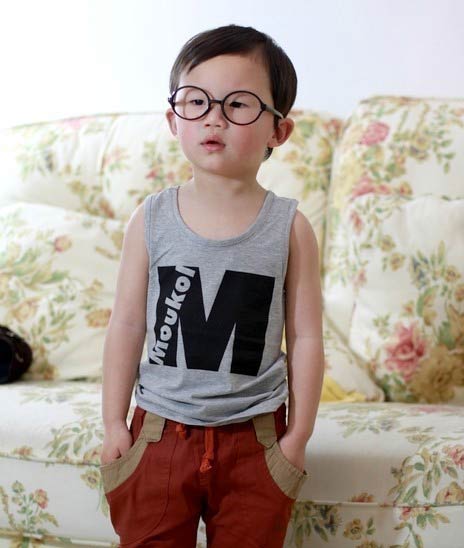 'Hot boy' nhí mỗi ngày một phong cách - 12