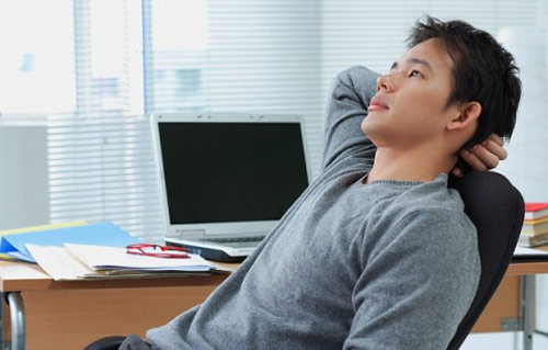 Anh chê bố mẹ tôi nhà quê lại nghèo - 1