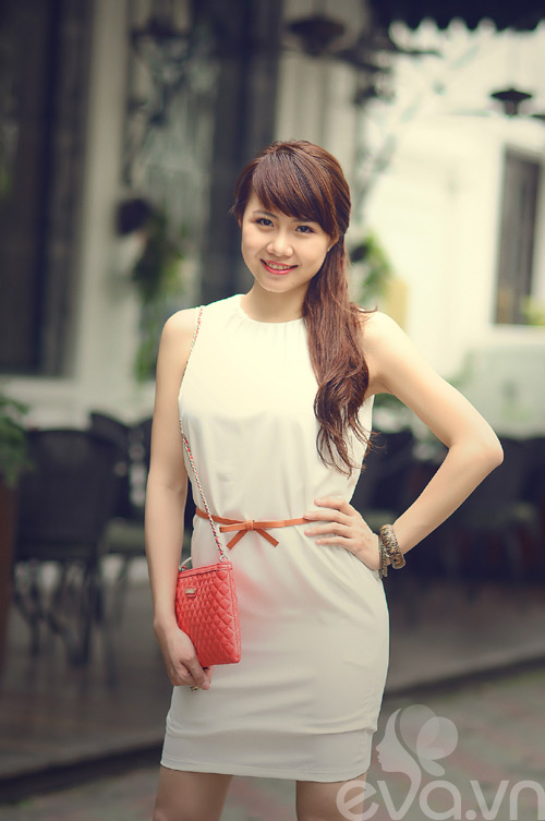 Eva Đẹp: Gặp hoa khôi thích gam màu trầm - 4