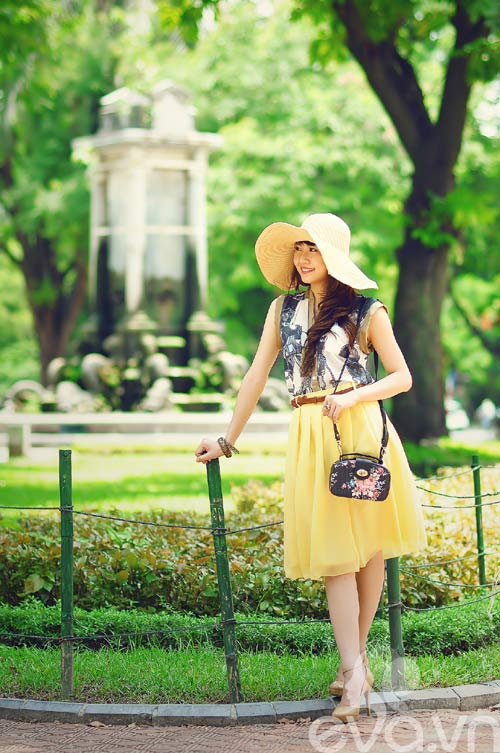 Eva Đẹp: Gặp hoa khôi thích gam màu trầm - 13