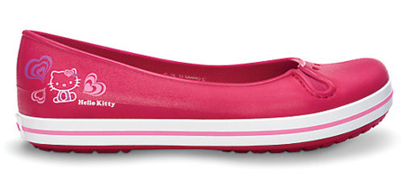 Sốt với mốt dép Crocs mùa hè cá tính - 4