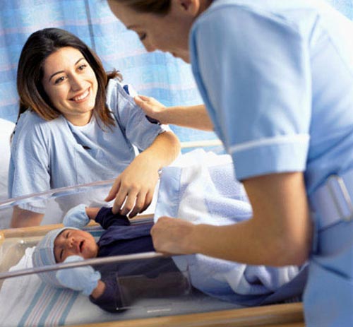 Những lưu ý với mẹ sinh mổ - 1