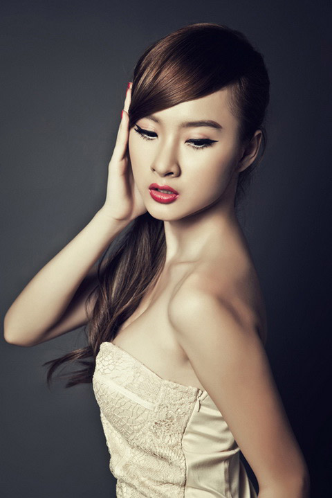 "Vai dễ thương mới đúng bản chất Angela Phương Trinh" - 2