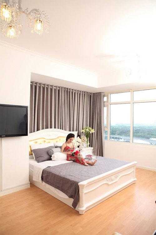 Soi vào giường ngủ các sao nữ Việt - 11