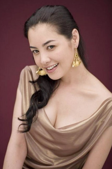 nu dien vien kim soo jin treo co tu tu - 4