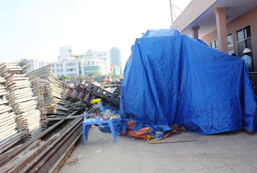 kinh hoang: ban giet nguoi, cuop o to - 1
