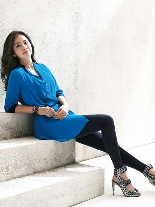 kim tae hee xinh ngat ngay voi mau nhiet doi - 18
