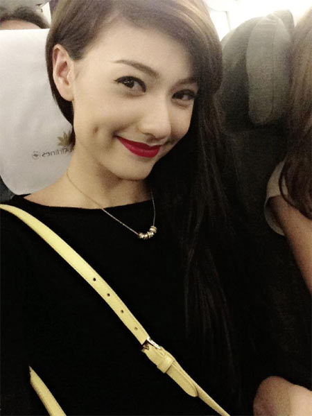 ngan khanh, tuan hung tay trong tay di an - 8