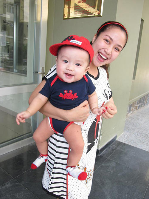 Lộ ảnh con gái đáng yêu của Ốc Thanh Vân - 4