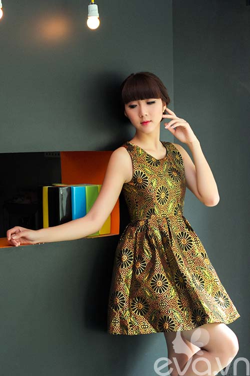 Ngọc Quyên lạnh lùng bên bạn nhảy - 1