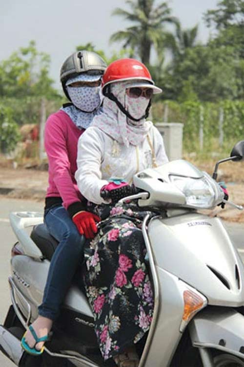 bo chuc trieu dong mua ao, vay chong nang - 1