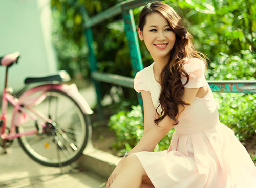 Đẹp như Hoa hậu Dương Thùy Linh - 1