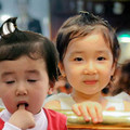 Làm mẹ - Con HH Nguyễn Thị Huyền càng lớn càng xinh