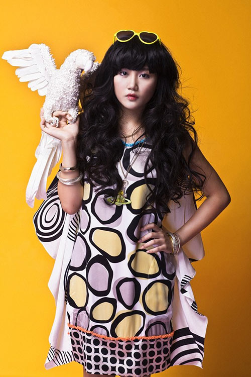 uyen linh se "am" giai htv award 2013? - 2