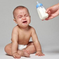 Làm mẹ - Có nên pha lẫn sữa mẹ với sữa bột?