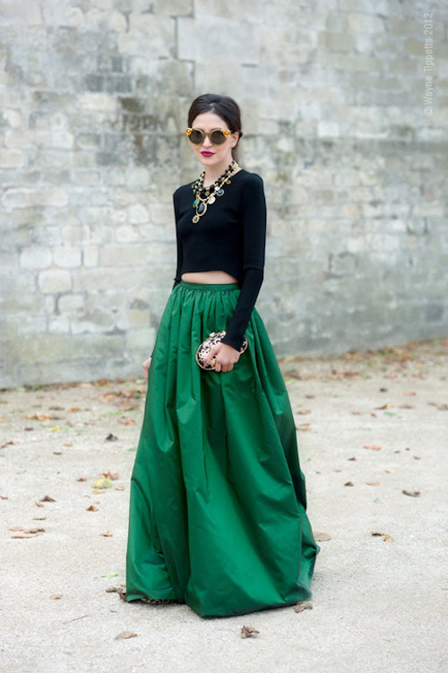 Váy xòe nào đang ‘tung hoành’ street style? - 9