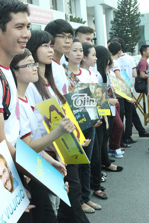 nick vujicic duoc chao don nong nhiet tai vn - 10
