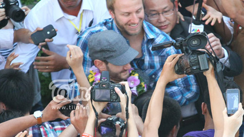 nick vujicic duoc chao don nong nhiet tai vn - 6