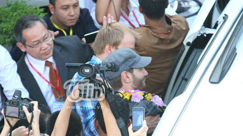 nick vujicic duoc chao don nong nhiet tai vn - 9