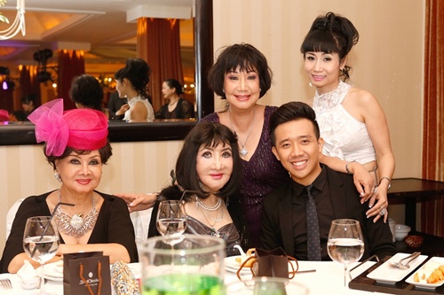 dien vien tham thuy hang bat ngo tai xuat - 1