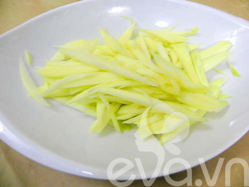 Cá cơm kho xoài ngon lạ - 2
